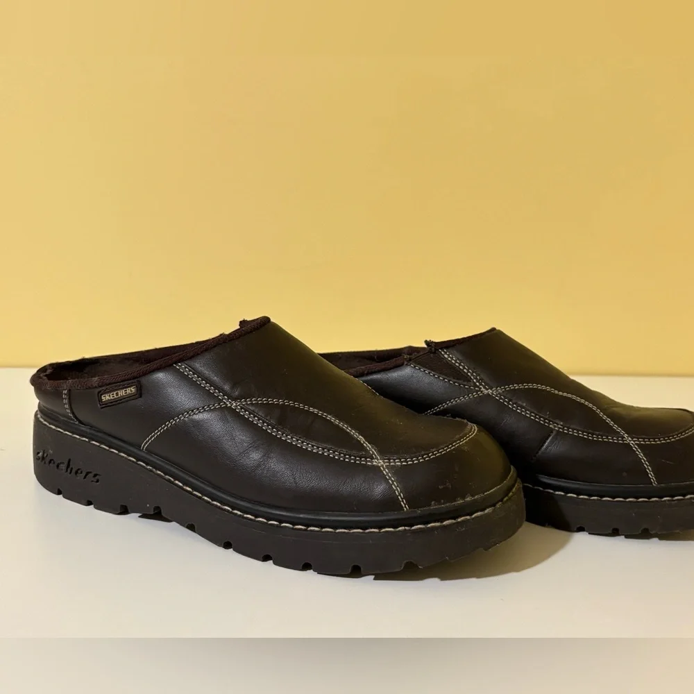 Skechers Men’s Dark Braun Leather Slip-On Clogs with Rubber Sole, 11